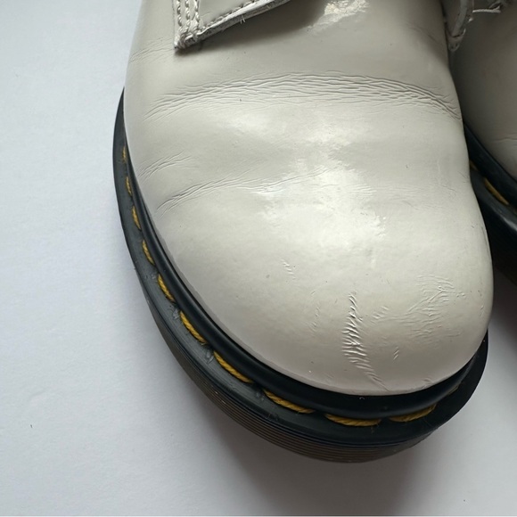 Dr martens woman’s white boots - Picture 7 of 14
